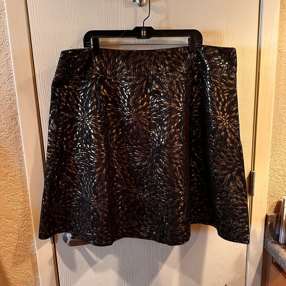 Black and gold metallic skirt